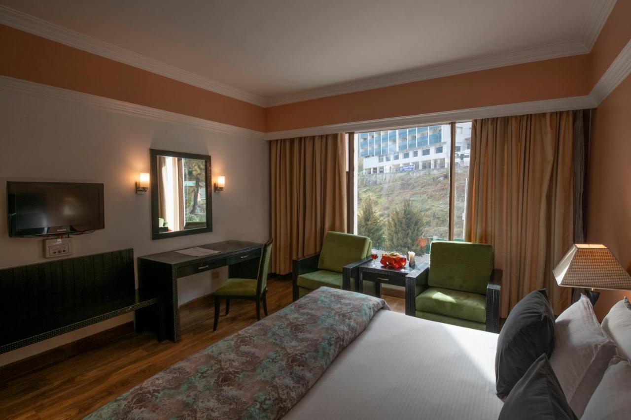Mastiff Grand Manali Resort Exterior photo